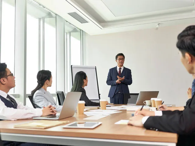 中堅・中小企業の体質を踏まえたプログラム設計